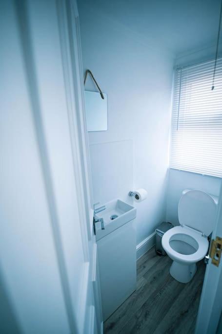 The Beach Suite - Top Floor With Easy Invest Lowestoft Exterior photo